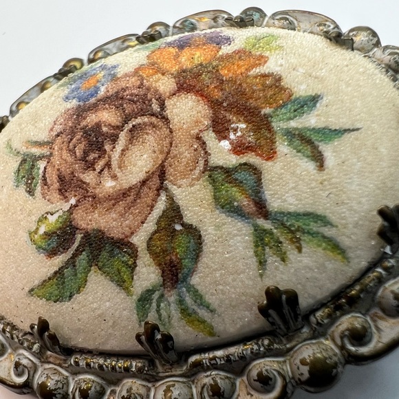 Vintage Estate Western Germany Signed Floral Sugar Rose Cameo Brooch Pin - Picture 7 of 17